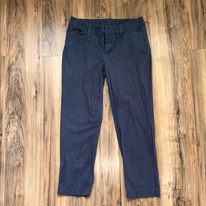 Faded Glory Navy Blue Capris
